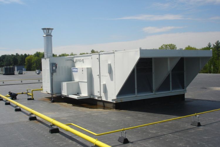 Commercial air make-up unit delivering efficient HVAC service for businesses at Ontario, Canada by LG Mechanical