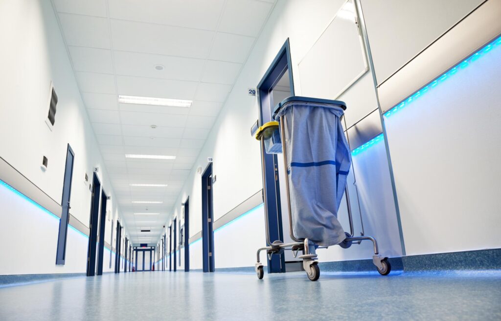 Specialized Comercial HVAC solutions for medical facilities focusing on safety and energy efficiency